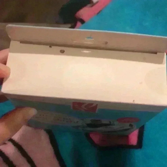 J.L. Childress New in Box Cool N’ Cover Car Seat Heat Shield - Picture 2 of 4